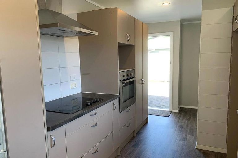 Photo of property in 1/173 Wainuiomata Road, Wainuiomata, Lower Hutt, 5014