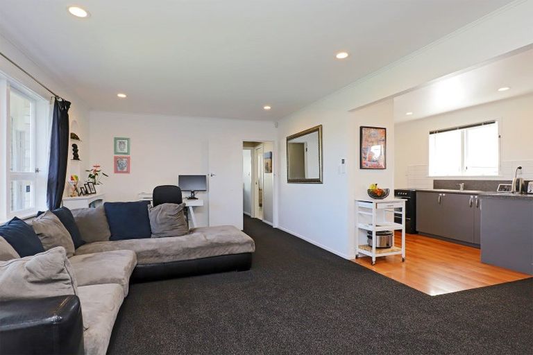 Photo of property in 19 Davidson Avenue, Pirimai, Napier, 4112