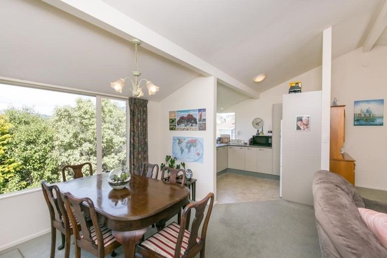 Photo of property in 6a Pony Grove, Churton Park, Wellington, 6037