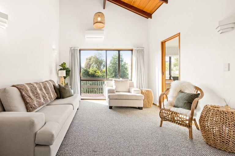 Photo of property in 3a Tauroa Road, Havelock North, 4130