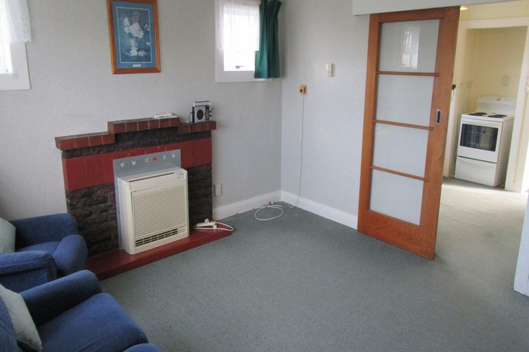 Photo of property in 22 Studholme Street, Waimate, 7924