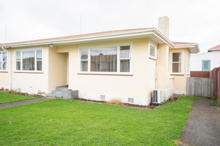 Photo of property in 4/347 Botanical Road, West End, Palmerston North, 4412