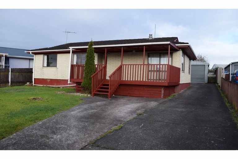 Photo of property in 13 Poutini Place, Manurewa, Auckland, 2102