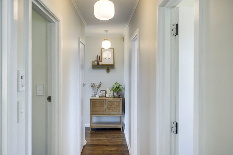 Photo of property in 11 Magdalen Crescent, Pirimai, Napier, 4112