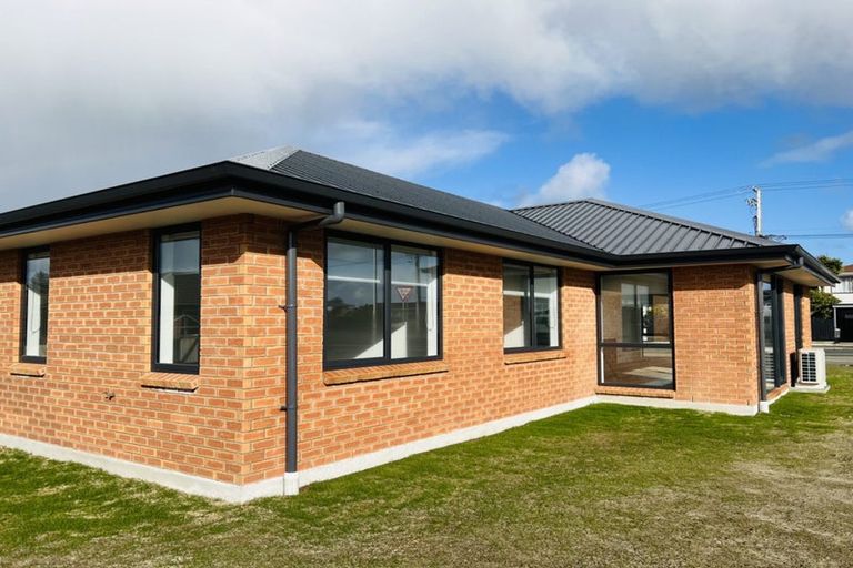 Photo of property in 48 Mcquarrie Street, Strathern, Invercargill, 9812