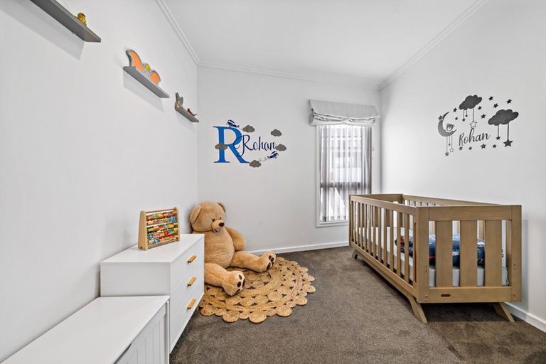 Photo of property in 10 Frances Bryers Road, Hobsonville, Auckland, 0616