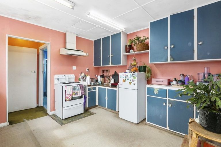 Photo of property in 14 Farley Street, Kaikorai, Dunedin, 9010