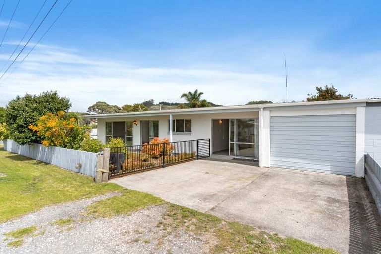 Photo of property in 100a Tamaki Road, Whangamata, 3620
