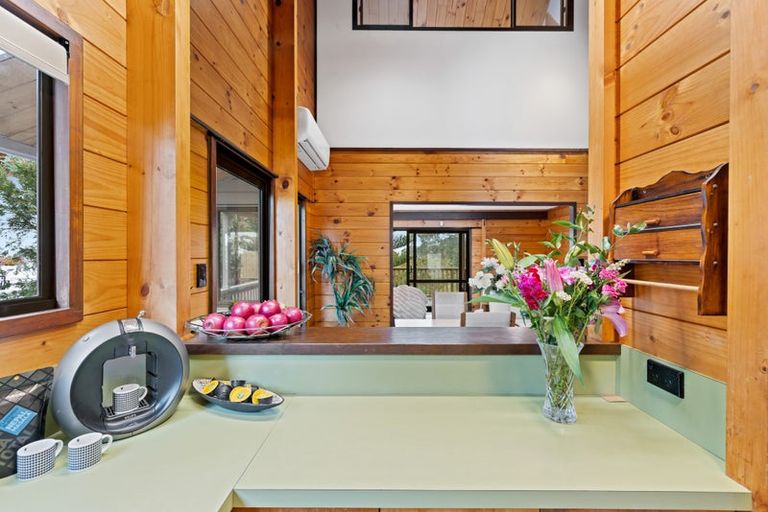 Photo of property in 6 Sunrise Boulevard, Snells Beach, 0920