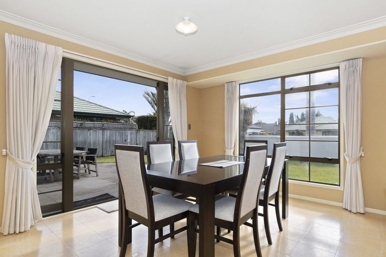 Photo of property in 14 Pembroke Drive, Bethlehem, Tauranga, 3110