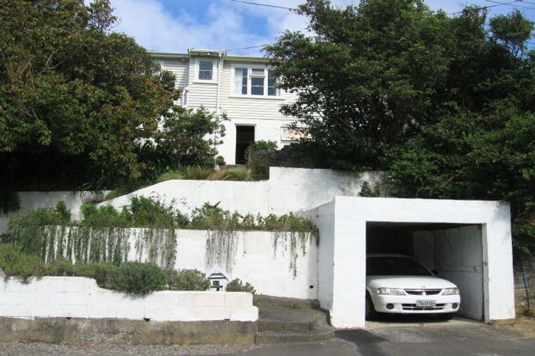 Photo of property in 23 Spencer Street, Crofton Downs, Wellington, 6035