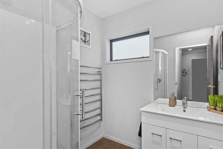 Photo of property in 1321a Papamoa Beach Road, Papamoa Beach, Papamoa, 3118