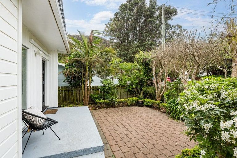 Photo of property in 26 Miro Street, Eastbourne, Lower Hutt, 5013