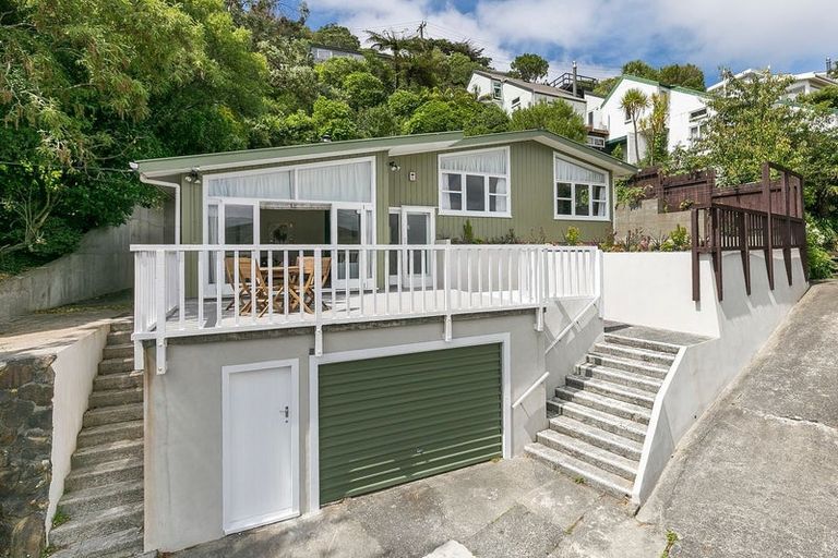 Photo of property in 4 Denbigh Way, Wilton, Wellington, 6012