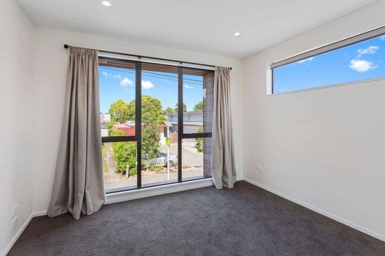 Photo of property in 32b Hewitts Road, Merivale, Christchurch, 8014