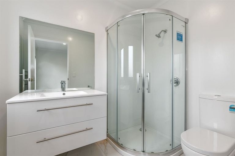 Photo of property in 4/12 Scotland Place, Hillcrest, Hamilton, 3216