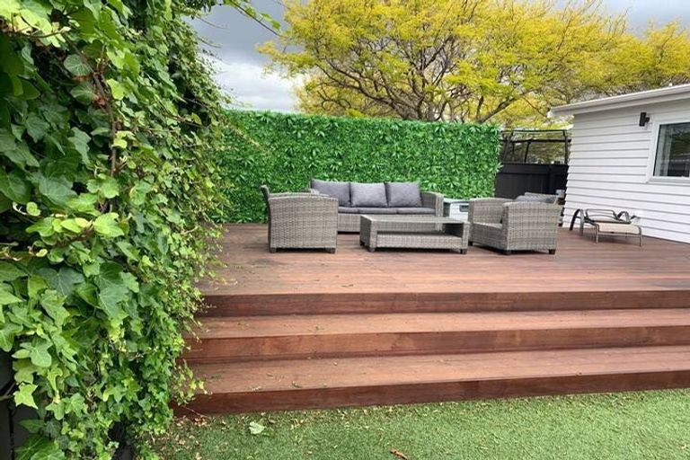 Photo of property in 10 Plunket Avenue, Petone, Lower Hutt, 5012