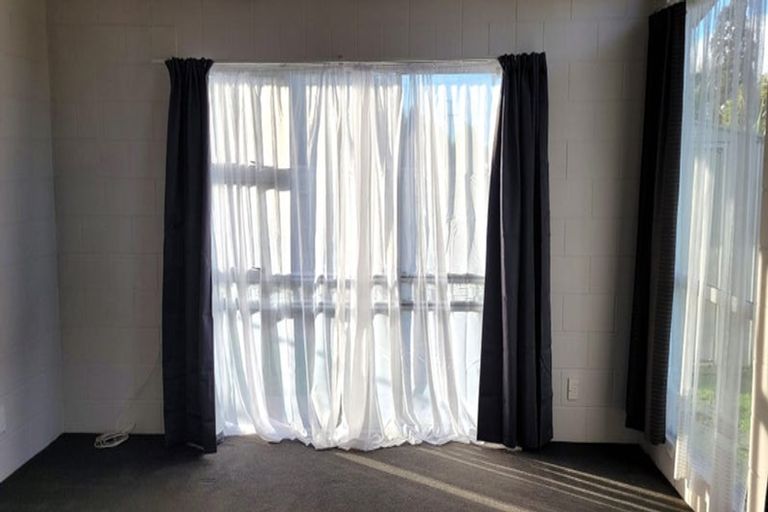 Photo of property in 24 Maire Street, Inglewood, 4330