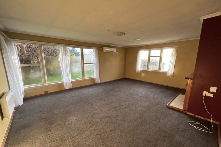 Photo of property in 17 Flay Crescent, Burnside, Christchurch, 8053