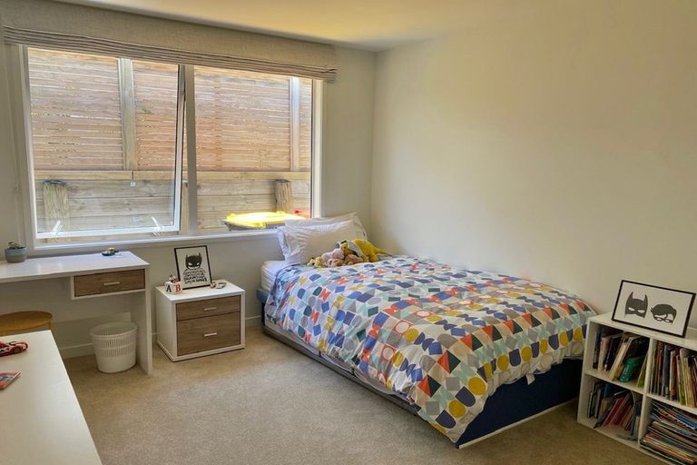 Photo of property in 92 Whakaturou Crescent, Pyes Pa, Tauranga, 3112