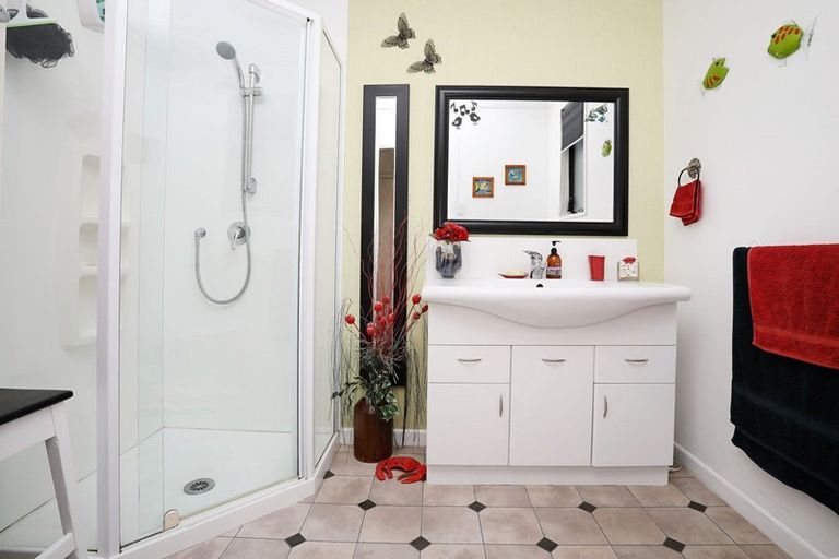 Photo of property in 33 Kereru Street, Waikiwi, Invercargill, 9810