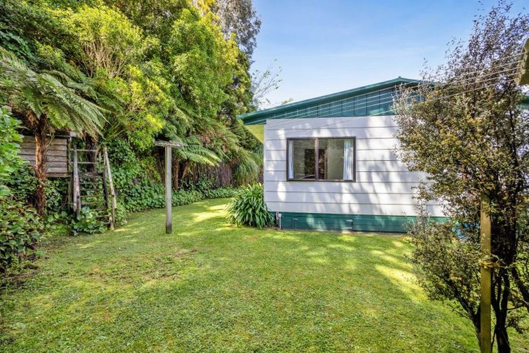 Photo of property in 2/29 Cumberland Street, Merrilands, New Plymouth, 4312