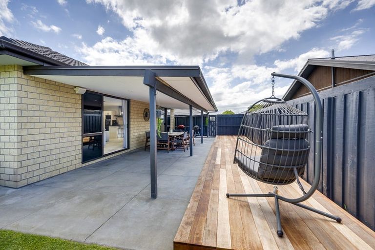 Photo of property in 3 Waitaha Place, Clive, 4102