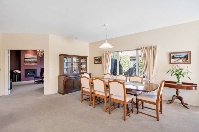 Photo of property in 6 Ascot Place, Rangiora, 7400
