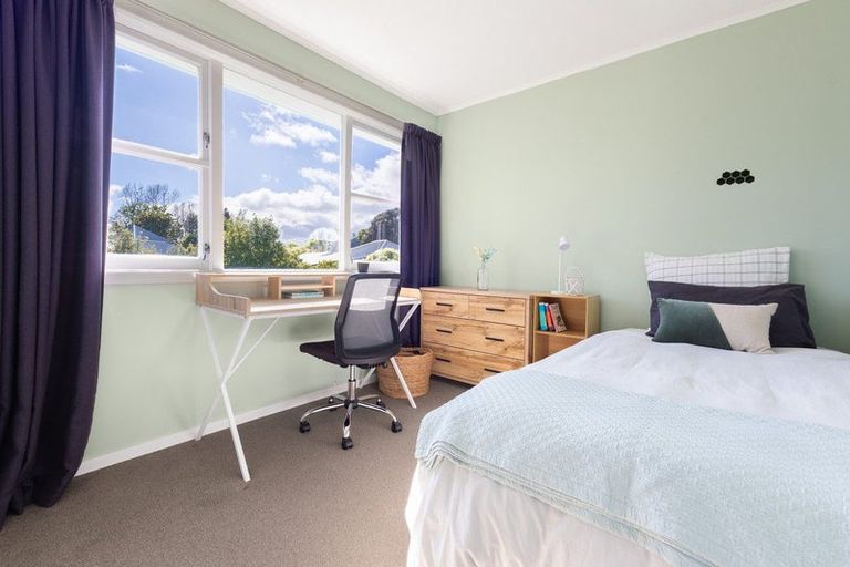 Photo of property in 33 Rimu Road, Raumati Beach, Paraparaumu, 5032