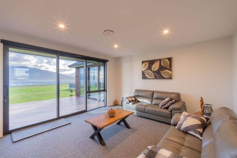 Photo of property in 70 South Arm Drive, Te Anau, 9600