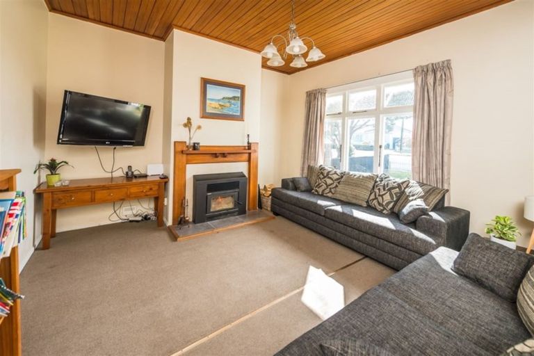 Photo of property in 44 Maxwell Avenue, Durie Hill, Whanganui, 4500