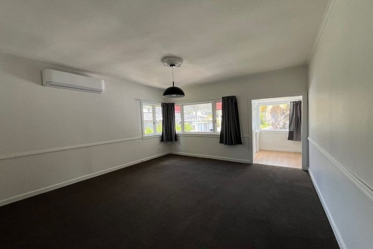 Photo of property in 346 Whangaparaoa Road, Stanmore Bay, Whangaparaoa, 0932