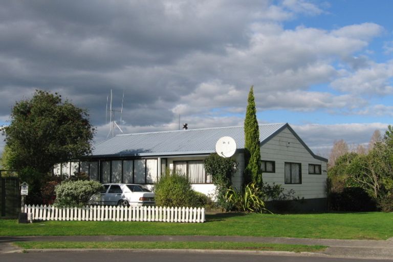 Photo of property in 206 Windermere Drive, Poike, Tauranga, 3112