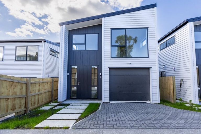 Photo of property in 6d Kaweka Street, New Lynn, Auckland, 0600