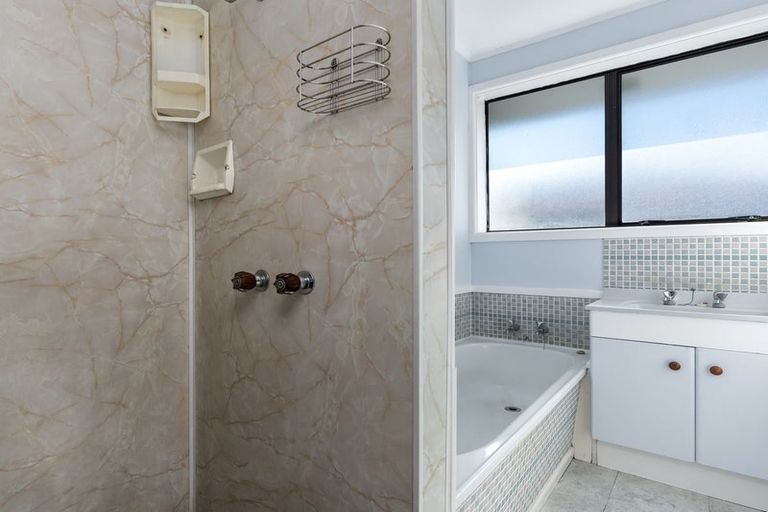 Photo of property in 13 Waitohi Street, Hornby, Christchurch, 8042
