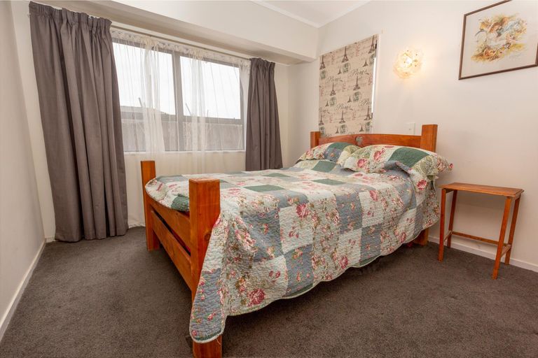 Photo of property in 209 Queen Street, Pukekohe, 2120