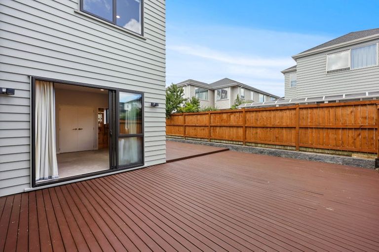 Photo of property in 9 Mccaw Avenue, Whenuapai, Auckland, 0618
