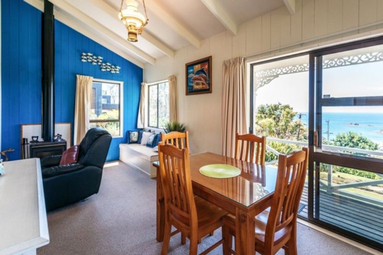 Photo of property in 14 Cory Road, Palm Beach, Waiheke Island, 1081