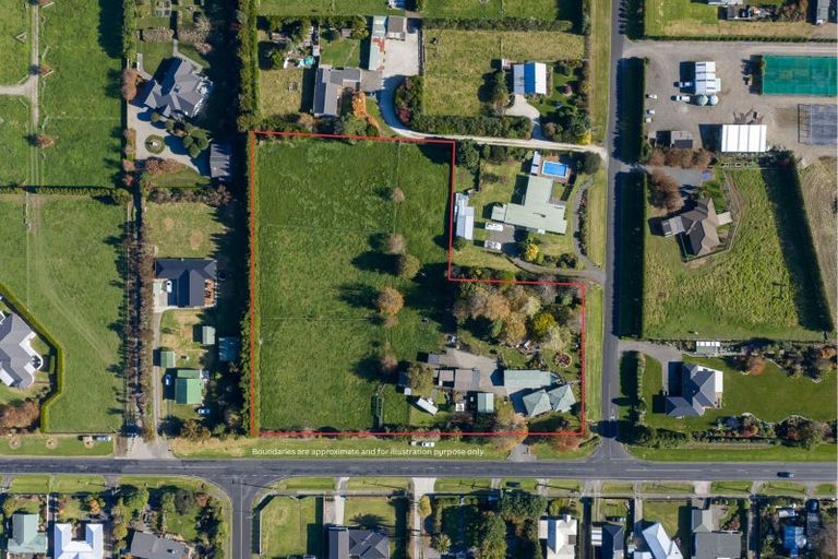 Photo of property in 104 Princess Street, Waitara, 4383