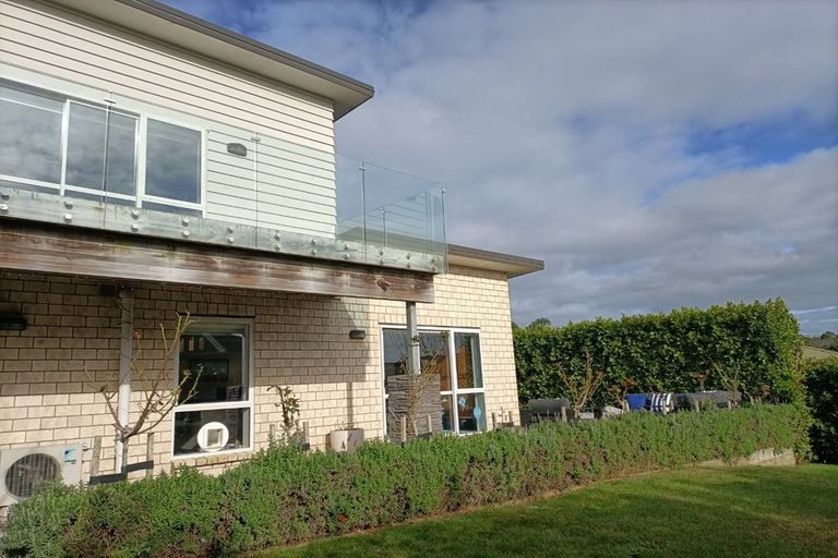 Photo of property in 14 Aufidius Place, Pukekohe, 2120