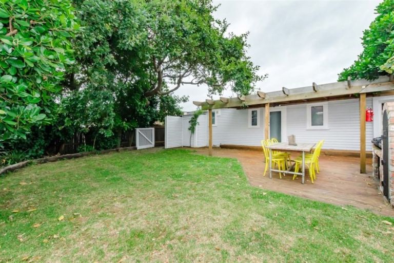 Photo of property in 8 Webber Street, Paraparaumu Beach, Paraparaumu, 5032