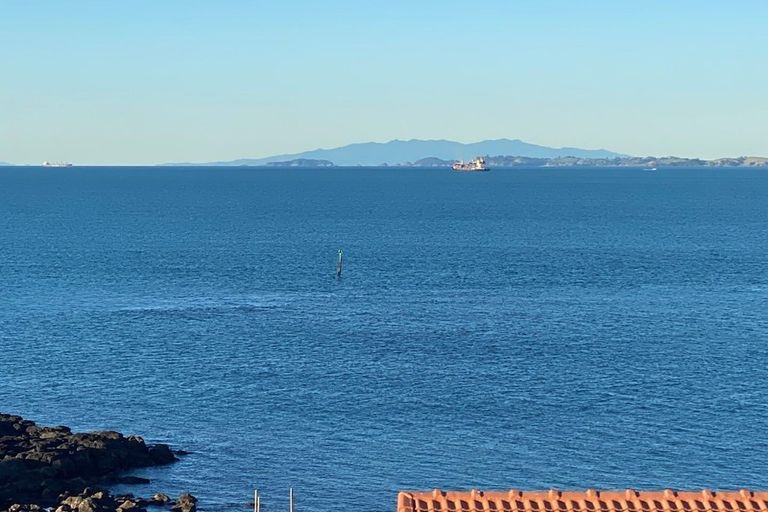 Photo of property in 35 Kitchener Road, Takapuna, Auckland, 0622