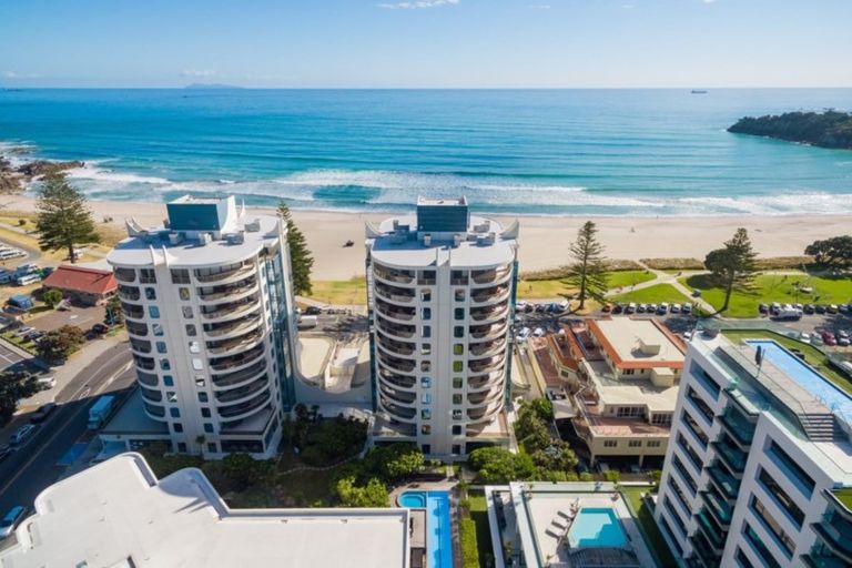 Photo of property in Oceanside Tower 1, 3/2c Marine Parade, Mount Maunganui, 3116