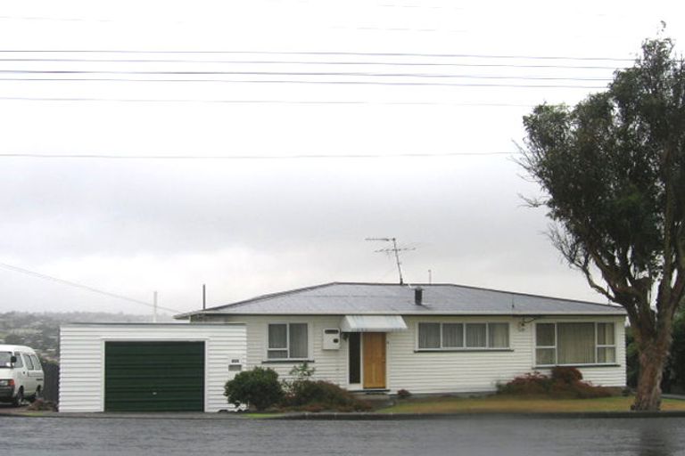Photo of property in 124 Coronation Road, Hillcrest, Auckland, 0627