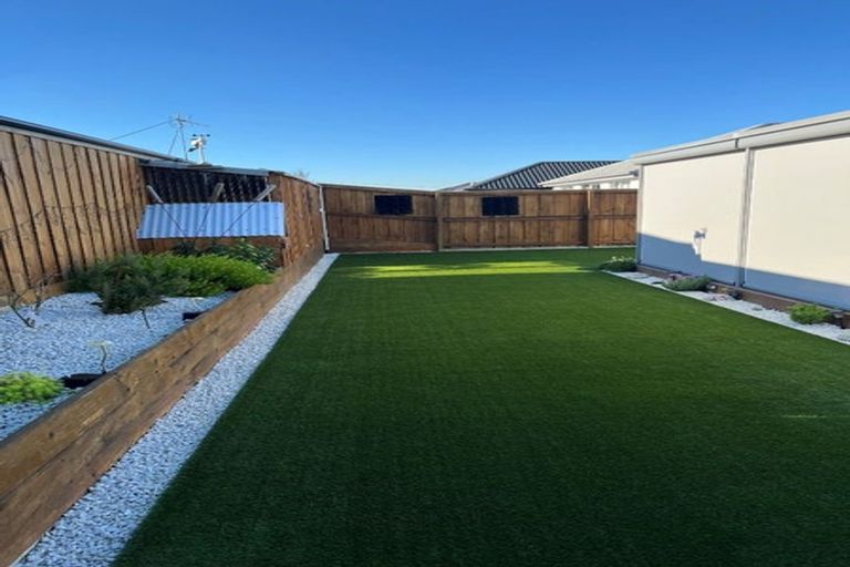 Photo of property in 11 Barcote Lane, Rolleston, 7615