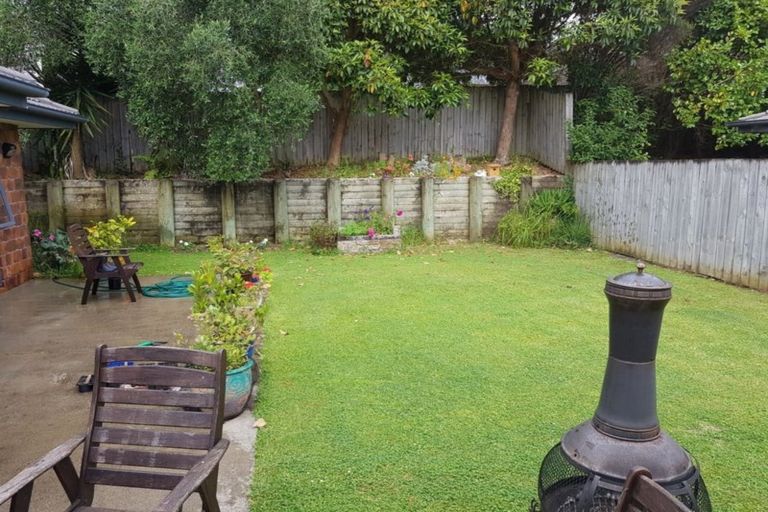 Photo of property in 19 Willowgrange Place, Pukekohe, 2120