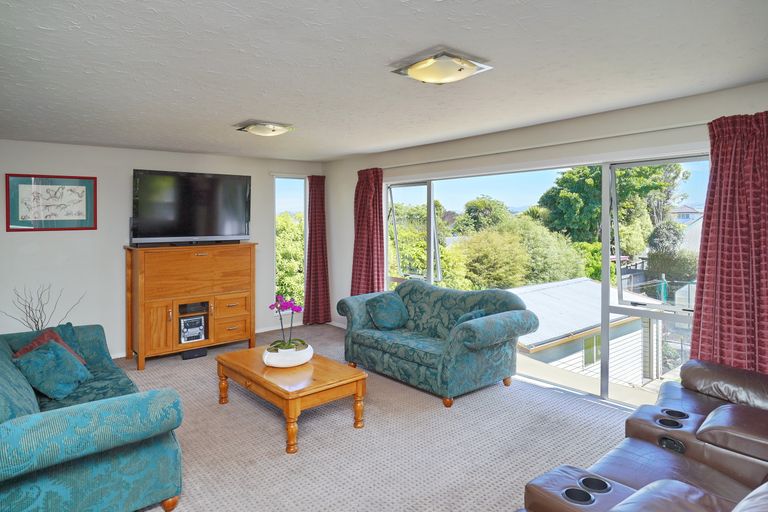 Photo of property in 22 Kendal Avenue, Burnside, Christchurch, 8053