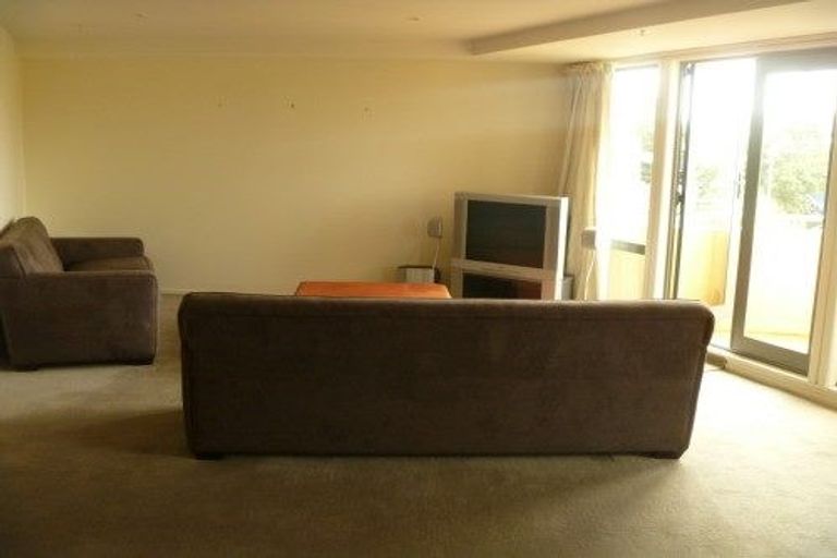 Photo of property in 11/80 Salamanca Road, Kelburn, Wellington, 6012