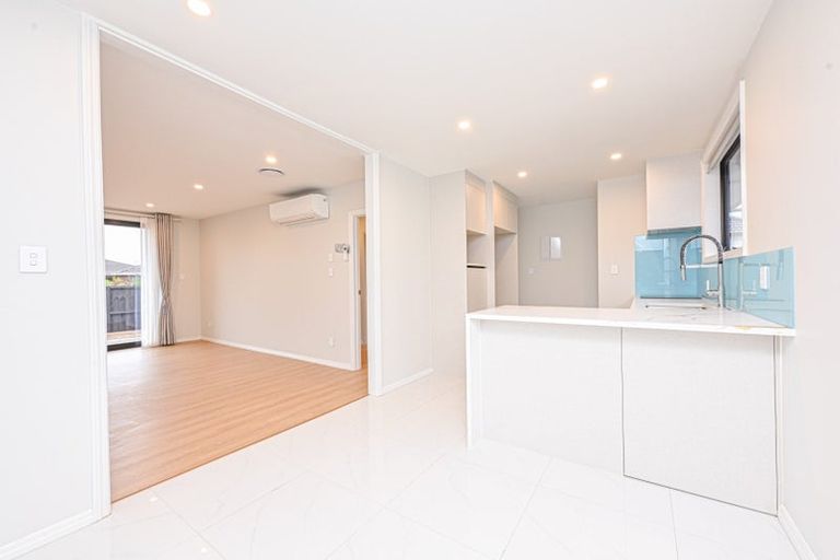 Photo of property in 15 Tindall Crescent, Otara, Auckland, 2023