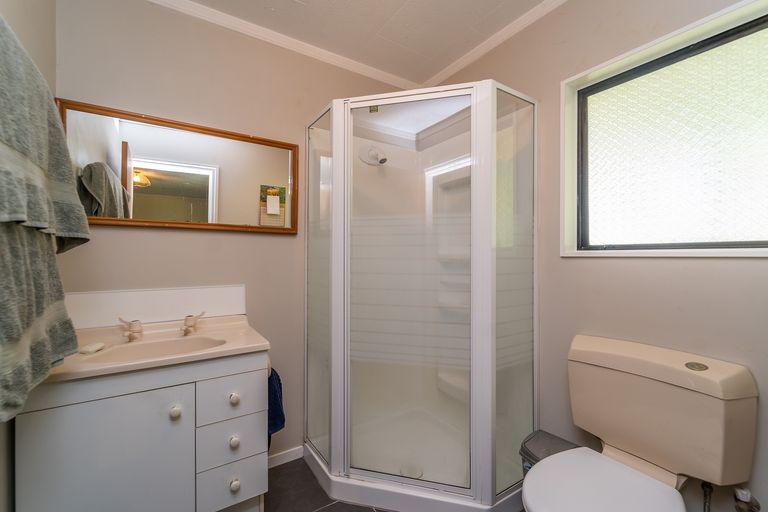 Photo of property in 247 Belvedere Road, Carterton, 5713